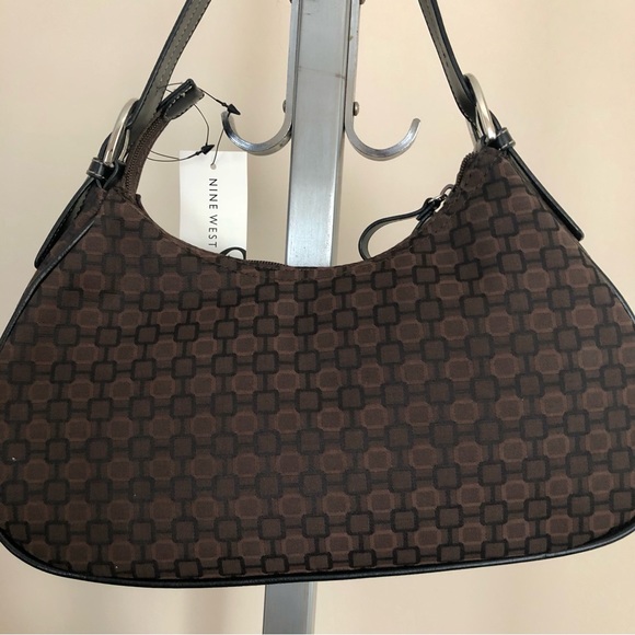 NINE WEST SHOULDER BAG BLACK BROWN PURSE ONE ZIPPER POCKET OUTSIDE , ZIP CLOSURE - Picture 2 of 8